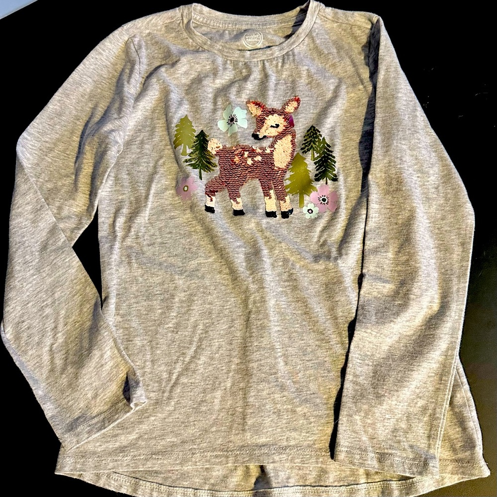 Tee Shirt With Sequin-Designed Deer
